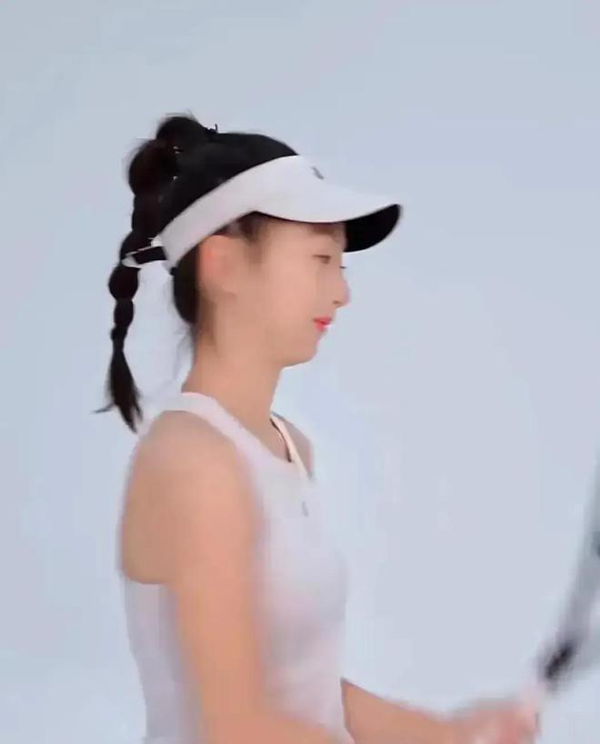 上热搜医生称森碟下巴后缩或影响口腔功能k8凯发国际登录田亮叶一茜夫妇再被骂(图7)