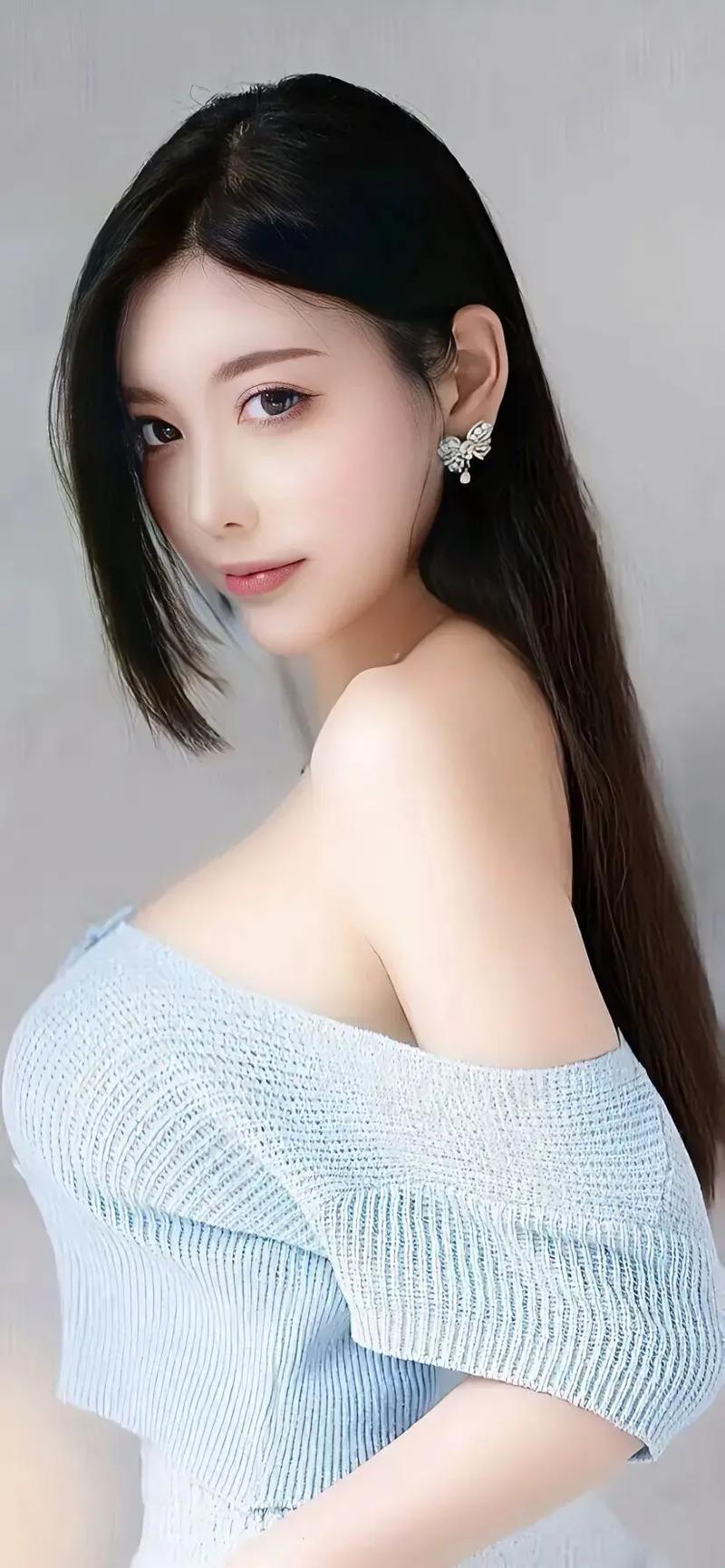 做的运动打扑克的软件k8凯发网站双人床上