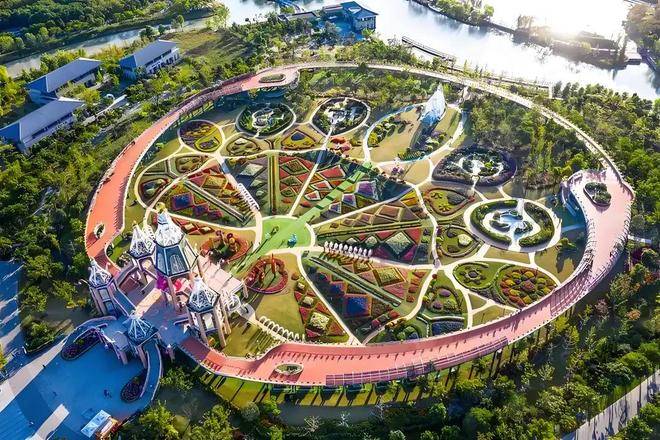 楼盘百科→首页网站→楼盘测评→中心电线小时热线电话象屿天宸雅颂售楼处电话→象屿天宸雅颂售楼中心电线年(图3)