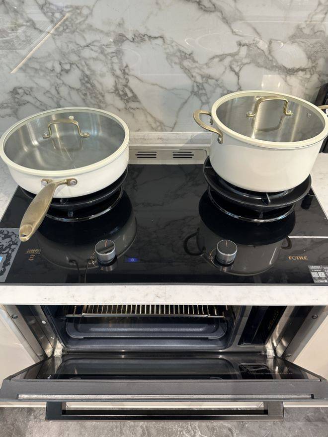 楼盘百科→首页网站→楼盘测评→中心电线小时热线电话象屿天宸雅颂售楼处电话→象屿天宸雅颂售楼中心电线年(图11)