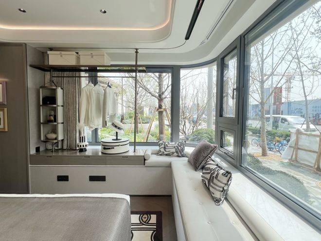 楼盘百科→首页网站→楼盘测评→中心电线小时热线电话象屿天宸雅颂售楼处电话→象屿天宸雅颂售楼中心电线年(图15)